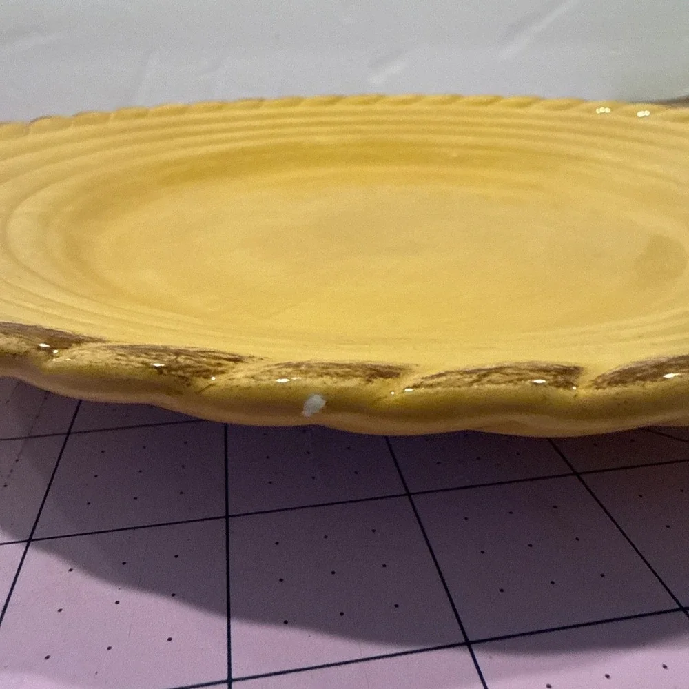 Artimino TUSCAN COUNTRYSIDE Yellow Embossed Ceramic Plates Set of 2 w/‎ Chips